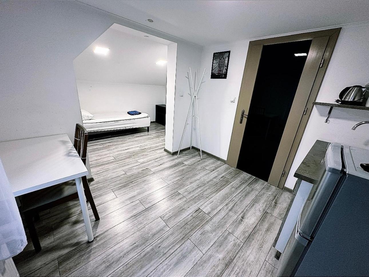 Apartamenty Retro Dabrowa Gornicza Luaran gambar